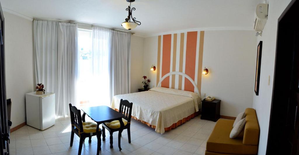 Real Avenida Hotel Tuxtla Gutiérrez 部屋 写真