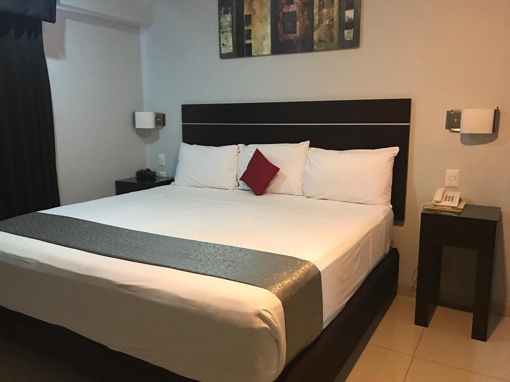 Real Avenida Hotel Tuxtla Gutiérrez エクステリア 写真